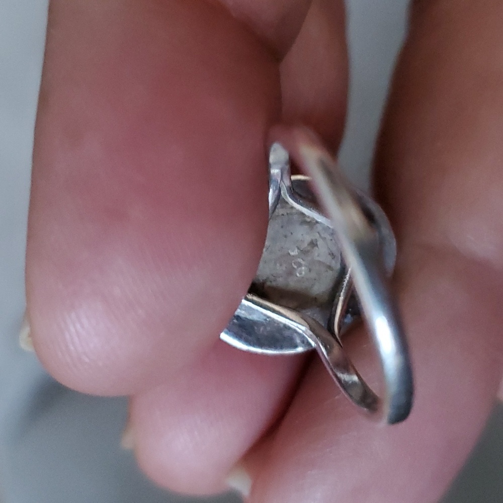 Silver Amber Solitaire Ring - image 3